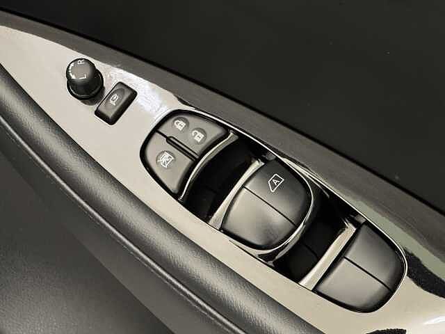 Nissan LEAF 110kW N-Connecta 40kWh 5dr Auto