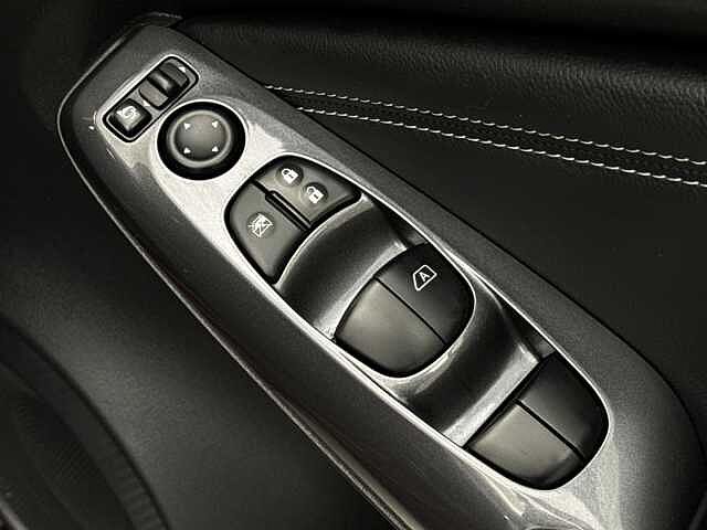 Nissan Juke 1.0 DiG-T 114 N-Connecta 5dr