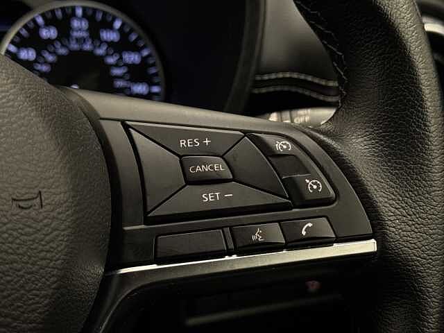 Nissan Juke 1.0 DiG-T 114 N-Connecta 5dr