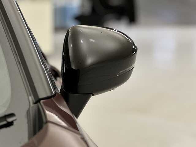 Nissan Juke 1.0 DiG-T 114 N-Connecta 5dr