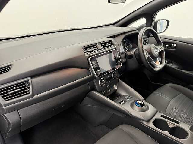 Nissan LEAF 110kW Acenta 40kWh 5dr Auto [6.6kw Charger]