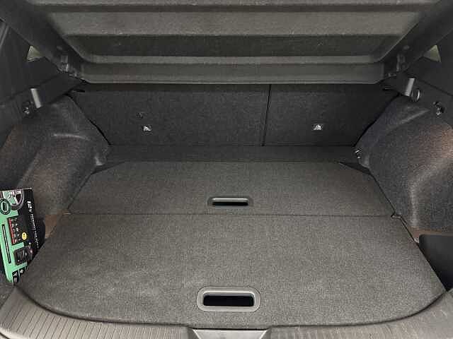 Nissan Qashqai 1.3 DiG-T MH 158 N-Connecta 5dr Xtronic