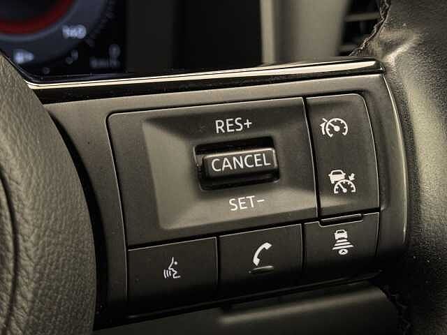 Nissan Qashqai 1.3 DiG-T MH N-Connecta 5dr