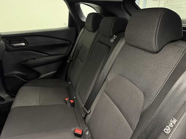 Nissan Qashqai 1.3 DiG-T MH N-Connecta 5dr