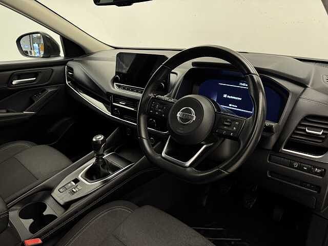 Nissan Qashqai 1.3 DiG-T MH N-Connecta 5dr