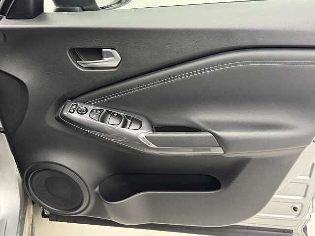 Nissan Juke 1.0 DiG-T 114 N-Connecta 5dr DCT