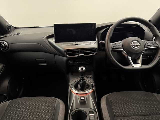 Nissan Juke 1.0 DiG-T N-Connecta 5dr
