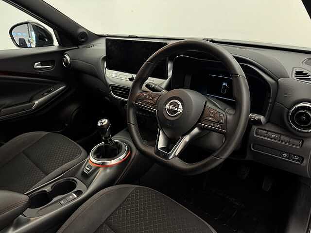 Nissan Juke 1.0 DiG-T N-Connecta 5dr