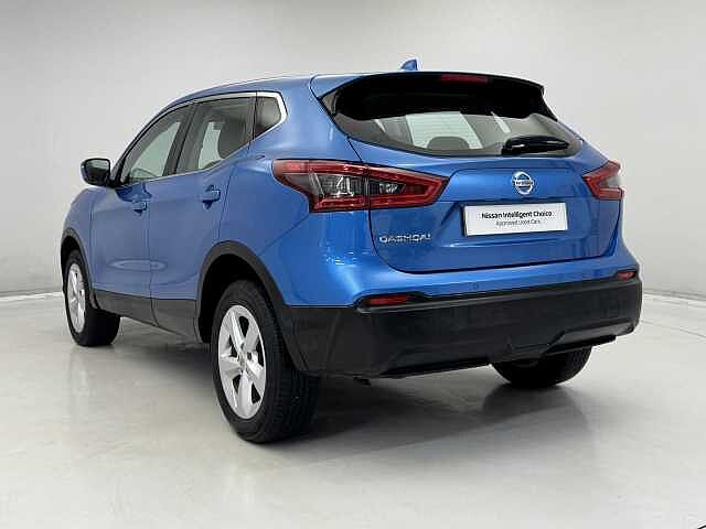 Nissan Qashqai 1.3 DiG-T Acenta Premium 5dr