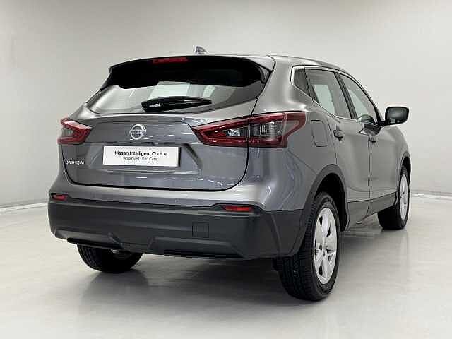 Nissan Qashqai 1.3 DiG-T Acenta Premium 5dr