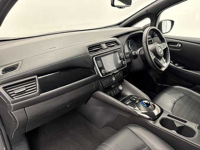 Nissan LEAF 160kW e+ N-Connecta 59kWh 5dr Auto