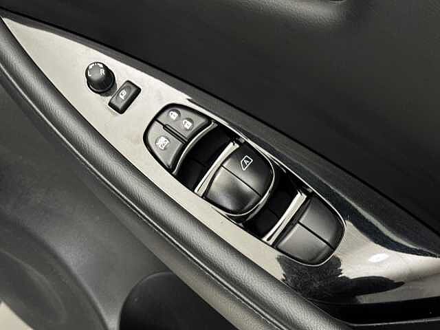 Nissan LEAF 160kW e+ N-Connecta 59kWh 5dr Auto