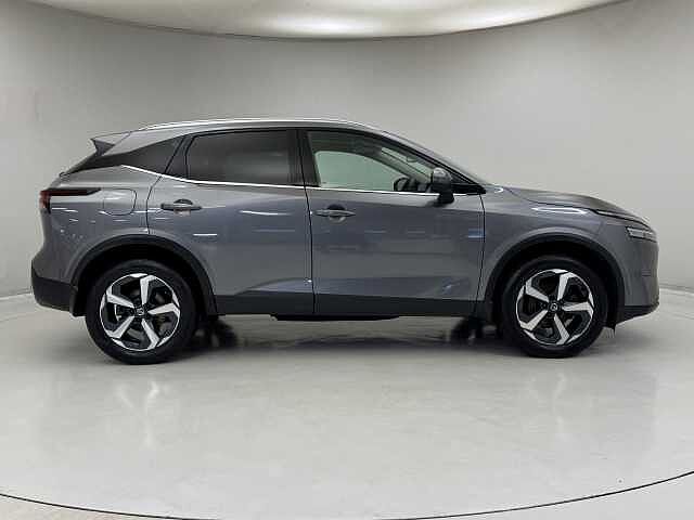 Nissan Qashqai 1.3 DiG-T MH Premiere Edition 5dr