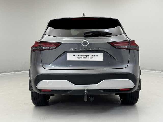 Nissan Qashqai 1.3 DiG-T MH Premiere Edition 5dr