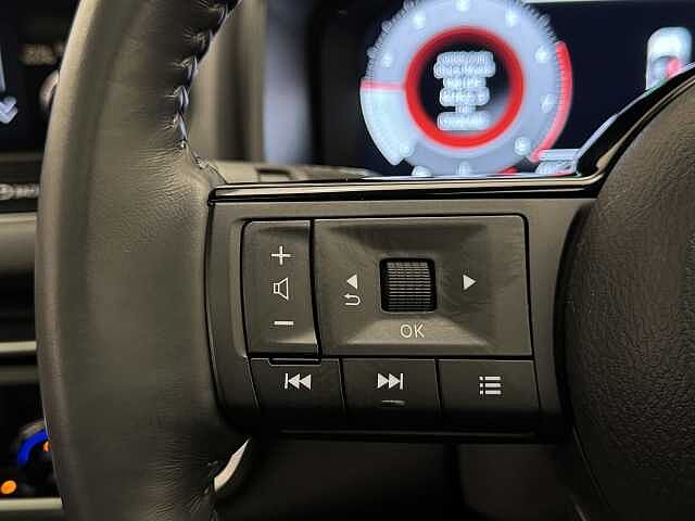 Nissan Qashqai 1.3 DiG-T MH Premiere Edition 5dr